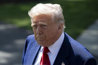 Trump'tan İran Açıklaması: Bize “Çöküş Halinde” Olduğunu Bildirdi