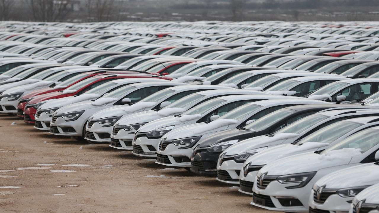 İkinci El Araç Ticaretinde 176 Kişiye 102 Milyon TL Ceza