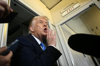 Trump’tan Rusya’ya Tarife Tehdidi: "Hiç Memnun Değilim"