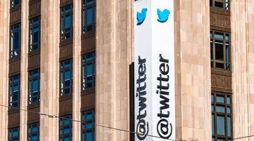 Twitter'ın Kuşu Açık Artırmada Satıldı