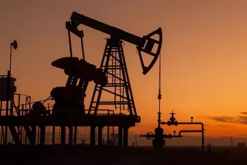 Petrolde Enerji Krizi Derinleşiyor: Brent 111 Doları Aştı