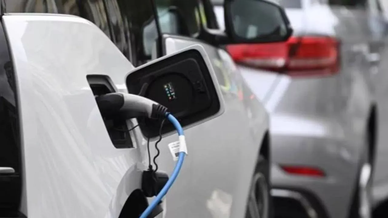 Elektrikli Araçlara ÖTV Zammı: Togg, Tesla ve BYD'nin Fiyatı Ne Kadar Arttı?
