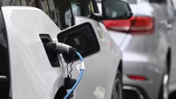 Dünyada 2025'in İlk Yarısında Satılan Elektrikli Araç Sayısı Belli Oldu