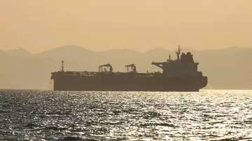 Hürmüz Boğazı'nda Petrol Tankeri Geçişleri Artıyor