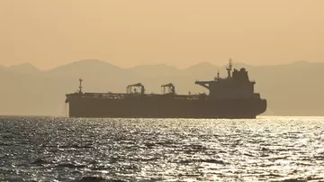 Hürmüz Boğazı'nda Petrol Tankeri Geçişleri Artıyor