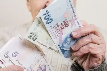 Emekli Maaşlarının Yüzde 8'i İki Yılda Buhar Oldu