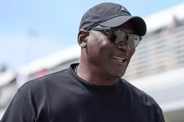 Michael Jordan'dan Garsonlara Büyük Jest