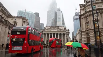 İngiltere’de Kalıcı Oturum İçin Bekleme Süresi 20 Yıla Çıkıyor