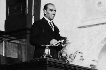 Türkiye Cumhuriyeti 102 Yaşında: “Egemenlik Kayıtsız Şartsız Milletindir”