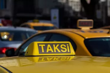 Korsan Taksi Devri Kapandı: Yeni Yasa Yürürlüğe Girdi