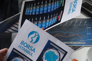 Borsa Güne Düşüşle Başladı: Bugün Yarım Gün İşlem Görecek