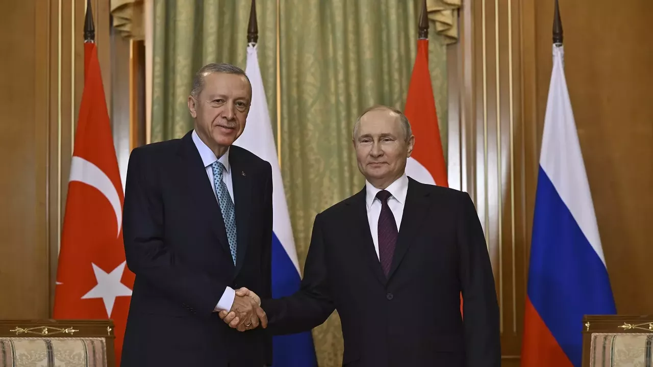 Cumhurbaşkanı Erdoğan, Putin’le Telefonda Görüştü
