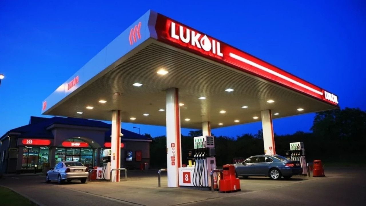 Dev Petrol Şirketi Lukoil ABD'ye Satılıyor