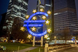 Euro Bölgesi Enflasyonu Hedeflerin Altına Geldi