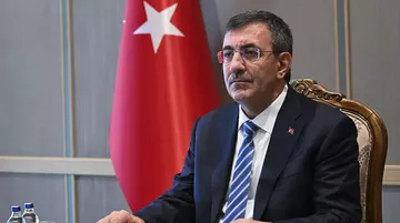 Cevdet Yılmaz: "Enflasyon Yavaşlıyor, Beklentiler İyileşiyor"