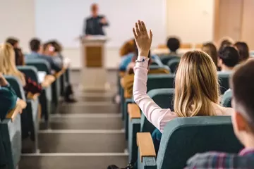 Lisans Eğitimi 3 Yıla mı İniyor, Yaz Tatili Kısalıyor mu? YÖK’ten Yeni Düzenleme