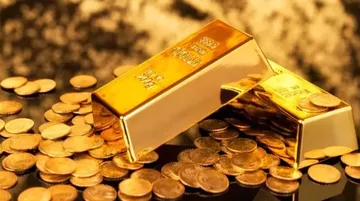 Altın Sert Düştü: Uzmanlar "Alım Fırsatı mı?" Sorusunu Yanıtladı