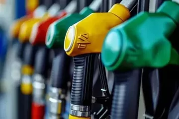 Akaryakıta Dev Zam: Motorin 75 Liraya Dayandı