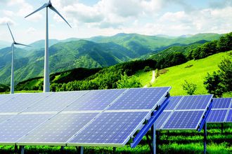 Güneş ve Rüzgar Enerjisi Kapasitesi 2025'te Zirve Yaptı