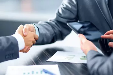 Mega Anlaşmalar Küresel İşlem Hacmini Rekor Seviyeye Taşıdı