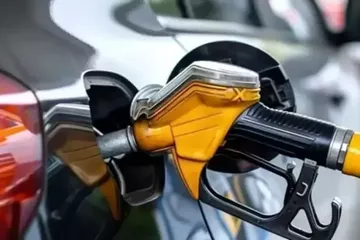 Akaryakıta Dev Zam Yolda: Motorin 80 TL Sınırına Dayanabilir