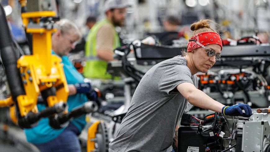 New York Fed İmalat Endeksi Temmuzda Beklentileri Aştı