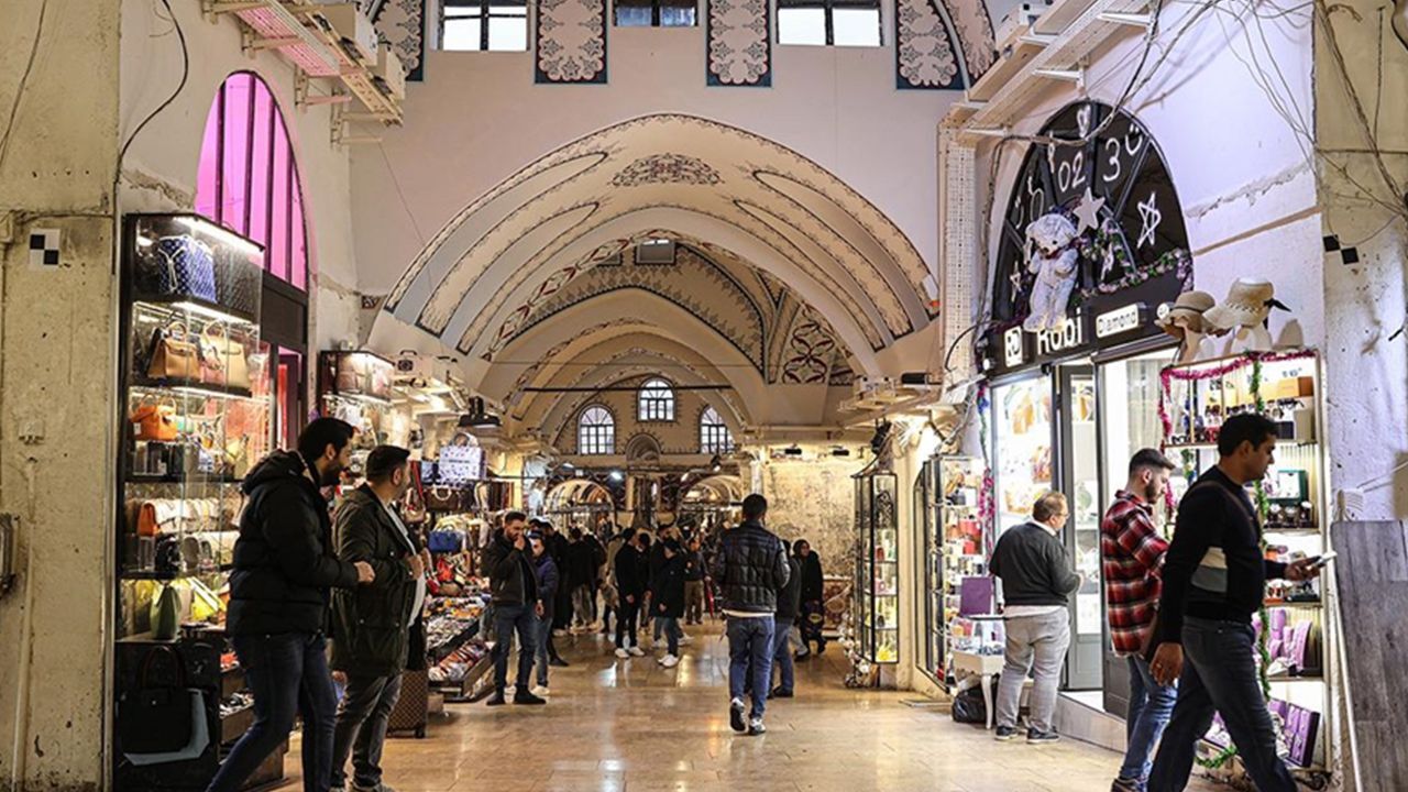 Kapalıçarşı’da Dördüncü Kara Para Operasyonu: 76 Gözaltı