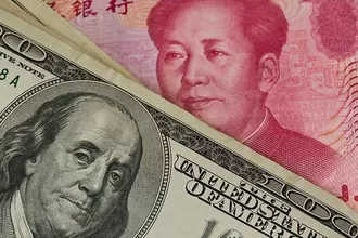 Çin’de Devlet Bankaları Dolar Alımına Başladı