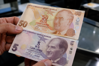 Yeni 5 TL ve 50 TL Banknotlar Tedavüle Girdi: Sadece Bir Şey Değişti