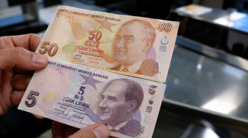 Yeni 5 TL ve 50 TL Banknotlar Tedavüle Girdi: Sadece Bir Şey Değişti