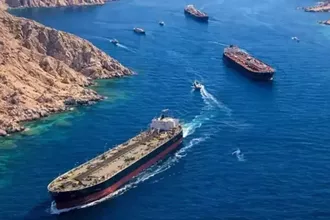 Savaş Gerilimi Hürmüz Boğazı’nda Deniz Trafiğini Durma Noktasına Getirdi