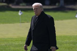 Trump, İran'a Anlaşma İçin Tanıdığı Süreyi Uzattı