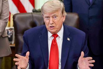 Trump'tan İran'a Yeni Tehdit: "Başlattığımız İşi Askeri Olarak Tamamlayabiliriz"