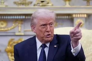 Trump’tan Geri Adım: "Enerji Tesislerine Saldırıyı 5 Gün Erteledik"