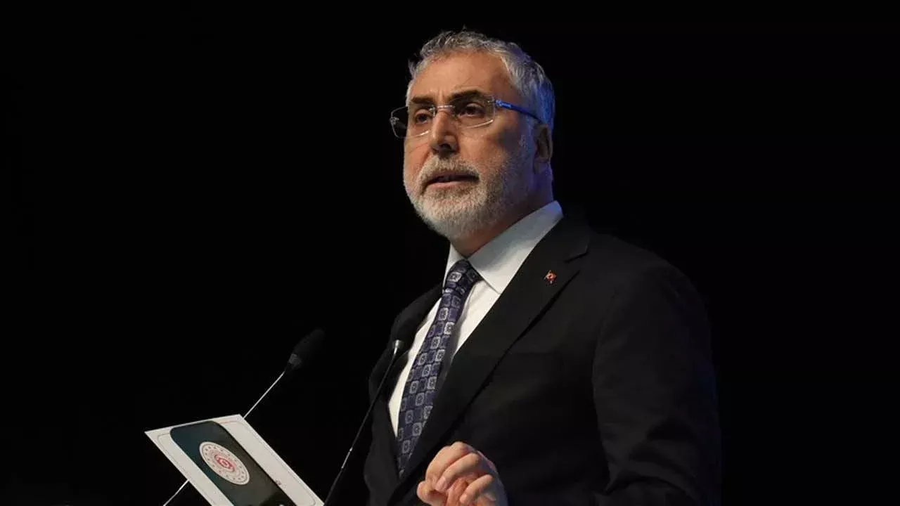 Asgari Ücrette Kritik Süreç: Bakan Işıkhan’dan Türk-İş Mesajı