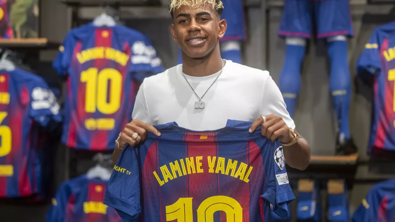 Barcelona’nın Yeni 10 Numarası Lamine Yamal’ın Maaşında Rekor Artış