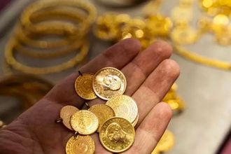 Altın Fiyatları Hız Kesmiyor: Yeni Rekor Kırıldı!