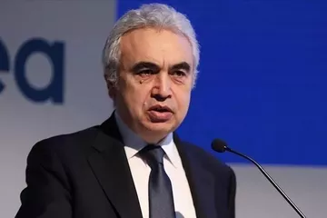 UEA Başkanı Birol’dan Petrol Mesajı: Arz Sorunu Bulunmuyor