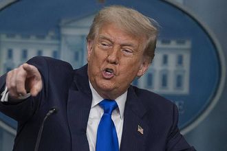 Trump: İran İçin Tek Yol “Koşulsuz Teslimiyet”