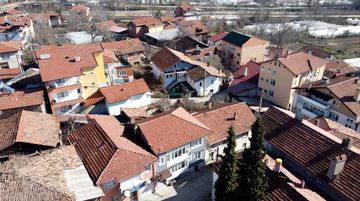 AYM’den Belediye Düzenlemesine Onay: Nüfusu 2 Bin Altına Düşenler Köye Dönüşecek