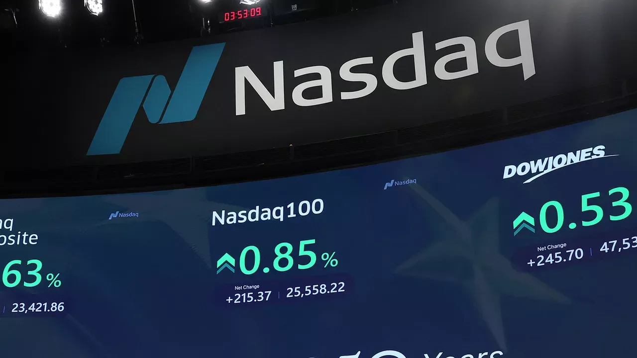 BlackRock’tan Nasdaq-100 İçin Yeni ETF Hamlesi