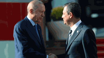 Cumhurbaşkanı Erdoğan’dan Özgür Özel’e Ekonomi Tepkisi: "Benim Bakanımı Dünyaya Şikayet Ediyor"