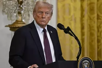 Trump: Çin ile Anlaşmak İçin Aktif Şekilde Görüşüyoruz
