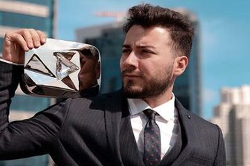 Enes Batur’dan Şoke Eden Karar: 16 Milyon Takipçili YouTube Hesabını Kapattı!