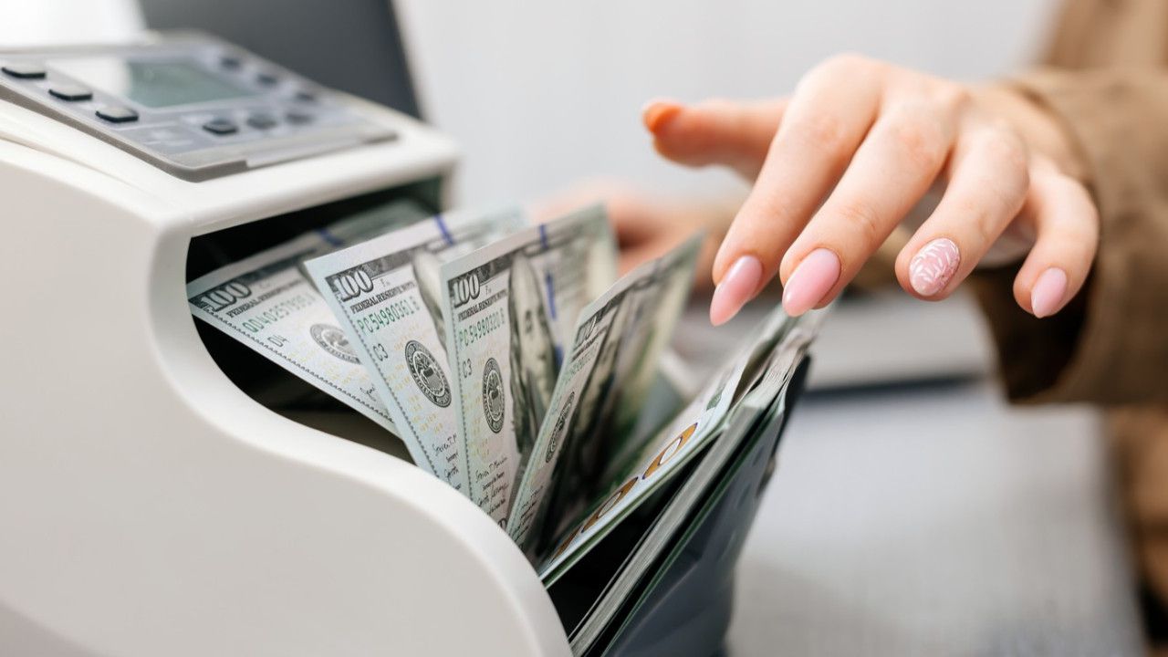 Firmalara Döviz Dönüşüm Desteğinin Süresi Uzatıldı