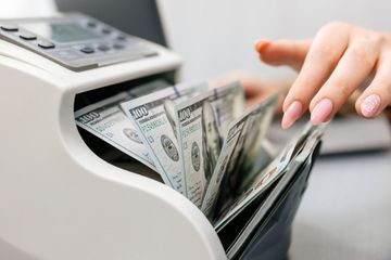 Döviz Cinsi Ticari Kredi Hacminde Tarihi Zirve