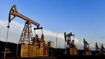 IEA, Petrol Arz ve Talep Tahminlerini Aşağı Yönlü Revize Etti