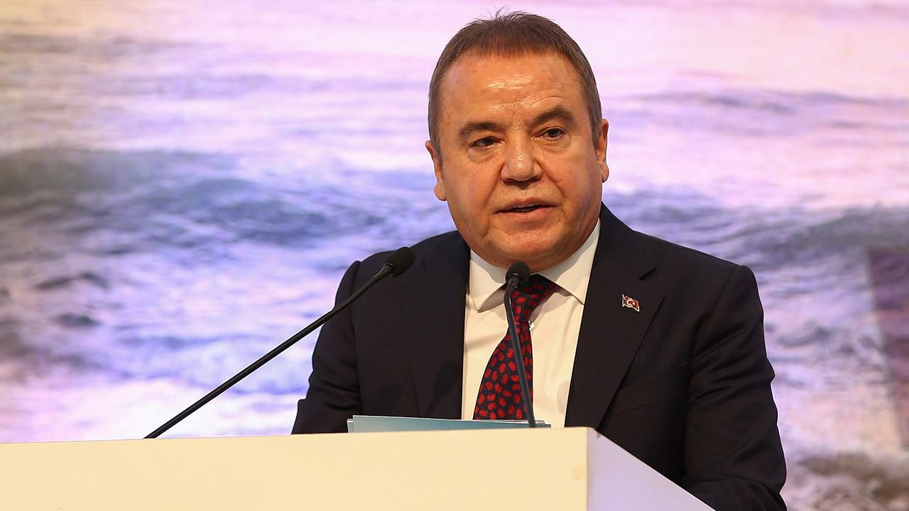 Antalya Büyükşehir Belediye Başkanı Muhittin Böcek Tutuklandı