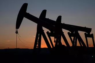 Petrolde Sert Yükseliş: Hürmüz Boğazı Endişesi Büyüyor