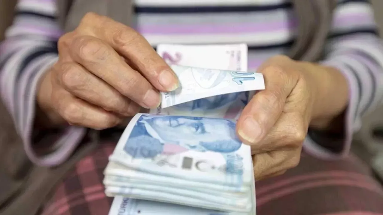 Mart ayında güncelleme var: Emekli promosyonları 31 bin lirayı geçebilir!